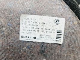 Volkswagen PASSAT B6 Boczek / Tapicerka / bagażnika 3C5867428