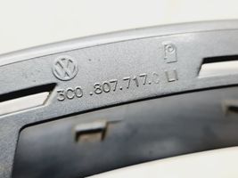 Volkswagen PASSAT B6 Modanatura separatore del paraurti anteriore 3C0807717