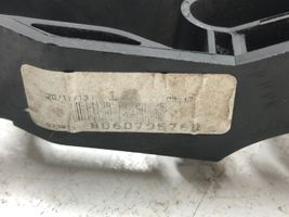 Renault Clio IV Klamka/wspornik zewnętrzny drzwi przednich 806079576R