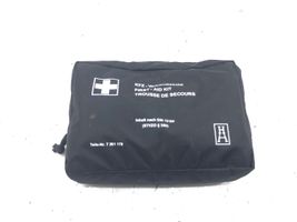 BMW X3 F25 Trousse de premiers secours 7261178