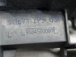 Citroen C3 Laikiklis/ kronšteinas išorinės atidarymo rankenos galinių durų 9684560080