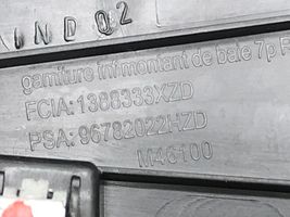 Citroen C4 Grand Picasso Panneau de garniture tableau de bord 96782022hzd