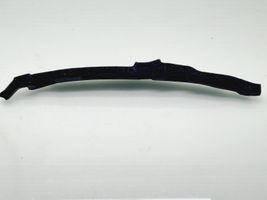 KIA Sorento Supporto/guarnizione in poliuretano espanso del parafango 841412p010