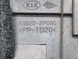 KIA Sorento Autres éléments de garniture de porte arrière 839202P000