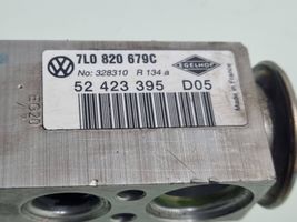 Volkswagen Touareg I Air conditioning (A/C) expansion valve 7L0820679C