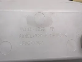 Toyota Land Cruiser (J150) Światło fotela przedniego 1D111123G