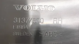 Volvo S90, V90 B-pilarin verhoilu (alaosa) 31377670