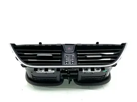 Ford Focus Dysze / Kratki środkowego nawiewu deski rozdzielczej JX7B19K617