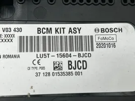 Ford Focus Fuse module LU5T15604BJCD