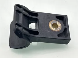 Opel Meriva B Staffa di montaggio del radiatore 13262692