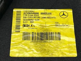 Mercedes-Benz GLC X253 C253 Kita bagažinės apdailos detalė A2536840600