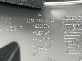Mercedes-Benz GLC X253 C253 Rivestimento inferiore laterale del sedile posteriore A2536905400