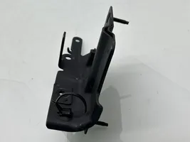 Nissan Qashqai Battery bracket 