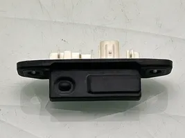 Toyota RAV 4 (XA50) Schalter Drucktaster el. Heckklappe Kofferraumdeckel 15D355