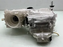 Toyota RAV 4 (XA50) Scatola climatizzatore riscaldamento abitacolo assemblata 8701033E70
