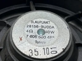 Nissan Qashqai Takaoven kaiutin 281569U00A