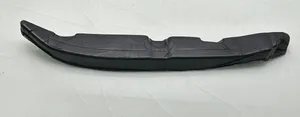 KIA Sorento Supporto/guarnizione in poliuretano espanso del parafango 84141C5000