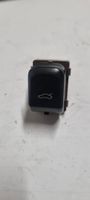 Audi A5 8T 8F Bouton interrupteur ouverture du coffre 8K0959831A