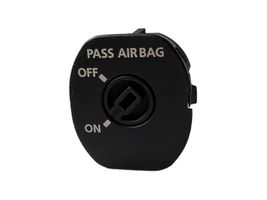 Land Rover Discovery 3 - LR3 Interruttore airbag passeggero on/off YWL500050PUJ