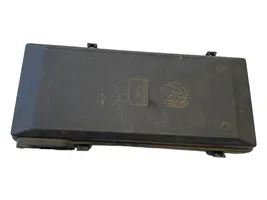 Land Rover Discovery Fuse box cover 67278