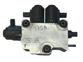 Land Rover Range Rover L322 Air suspension valve block RVH500090