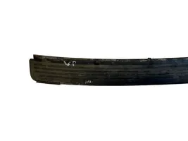 Land Rover Range Rover L322 Moulure inférieure de pare-chocs arrière 7003565