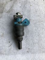 Volkswagen PASSAT B5 Injecteur de carburant 058133551F