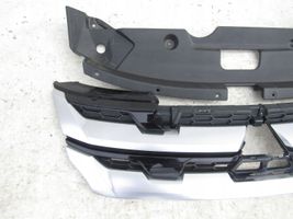 Mitsubishi ASX Maskownica / Grill / Atrapa górna chłodnicy 7450B30306