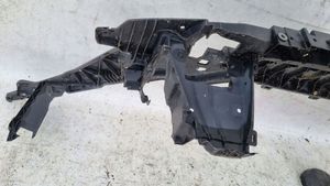 Volvo V60 Staffa del pannello di supporto del radiatore parte superiore 31416114AA