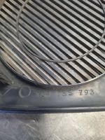 Volkswagen Multivan T4 Grilles, couvercle de haut-parleur porte arrière 700035793