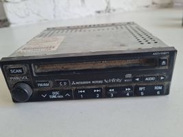 Mitsubishi Eclipse Unité principale radio / CD / DVD / GPS MR490088