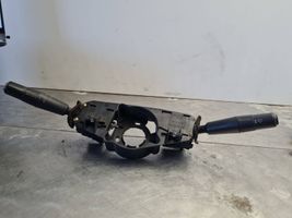 Peugeot 306 Manetka / Przełącznik kierunkowskazów wycieraczek 61557109