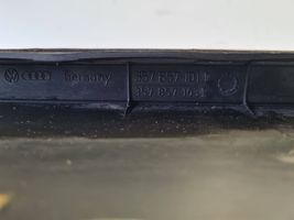 Volkswagen PASSAT B3 Glove box 357857103L