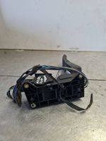 Mercedes-Benz Sprinter W901 W902 W903 W904 Pedale dell’acceleratore A9013000404