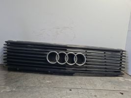 Audi 100 S4 C4 Etupuskurin ylempi jäähdytinsäleikkö 443853655