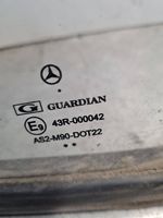 Mercedes-Benz Sprinter W901 W902 W903 W904 Etuoven kulmalasi, neliovinen malli 43R000042