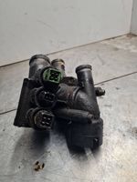 Volkswagen Sharan Termostato/alloggiamento del termostato 021121121A