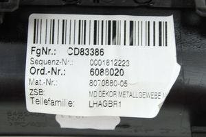 BMW 8 G16 Garniture de panneau console centrale 8070880