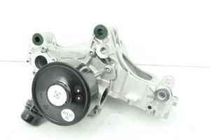 BMW 5 G30 G31 Pompa dell’acqua 7952783