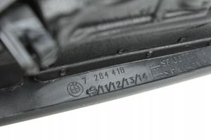 BMW 4 F32 F33 Maskownica głośnika drzwi przednich 7284418