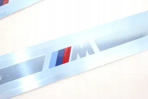 BMW X1 U11 Listwa progowa przednia / nakładka 9464399