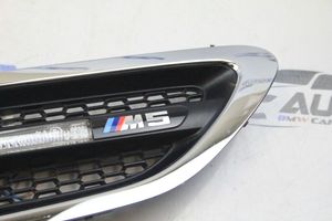 BMW M5 Sparno posūkio žibintas 7903880