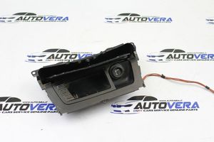 BMW 1 E81 E87 Popielniczka przednia tunelu środkowego 7078571