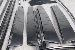 BMW X6 M Listwa / Uszczelka szyby drzwi przednich 