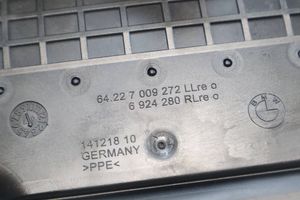 BMW M6 Kojelaudan sivutuuletussuuttimen kehys 6924280