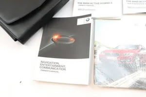 BMW 3 F30 F35 F31 Owners service history hand book 