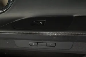 BMW 7 F01 F02 F03 F04 Boczki / Poszycie drzwi przednich 