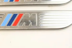 BMW X6 M Комплект обшивки порога (внутренний) 7172347