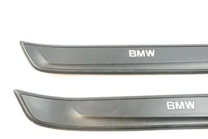 BMW X1 E84 Listwa progowa przednia 7318567