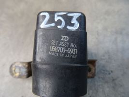 Subaru Legacy Relais de pompe à carburant 058700-0931